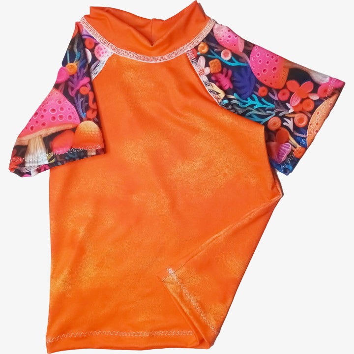 Camiseta solar 1/3A naranja y setas